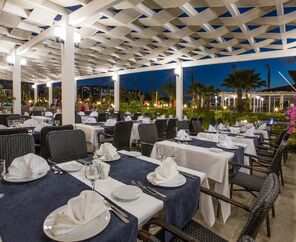 Palm Wings Ephesus Hotel