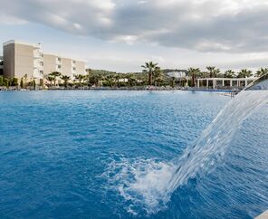 Palm Wings Ephesus Hotel