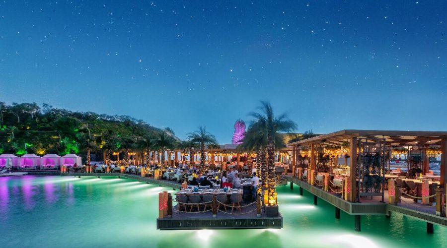 Cratos Premium Hotel & Casino