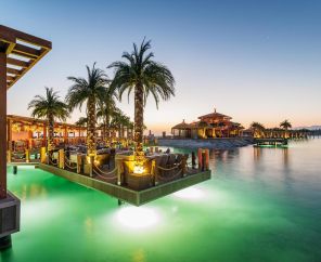 Cratos Premium Hotel & Casino