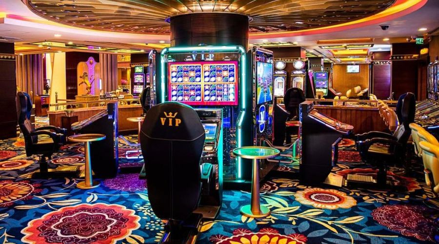 Cratos Premium Hotel & Casino