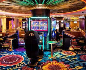 Cratos Premium Hotel & Casino