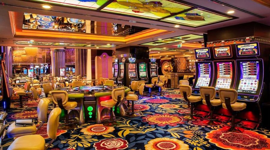 Cratos Premium Hotel & Casino