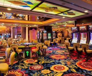 Cratos Premium Hotel & Casino