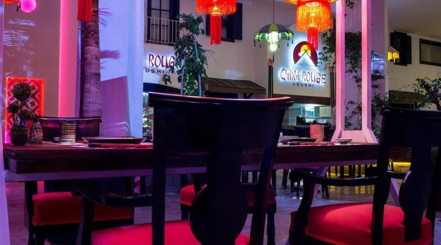 Cratos Premium Hotel & Casino