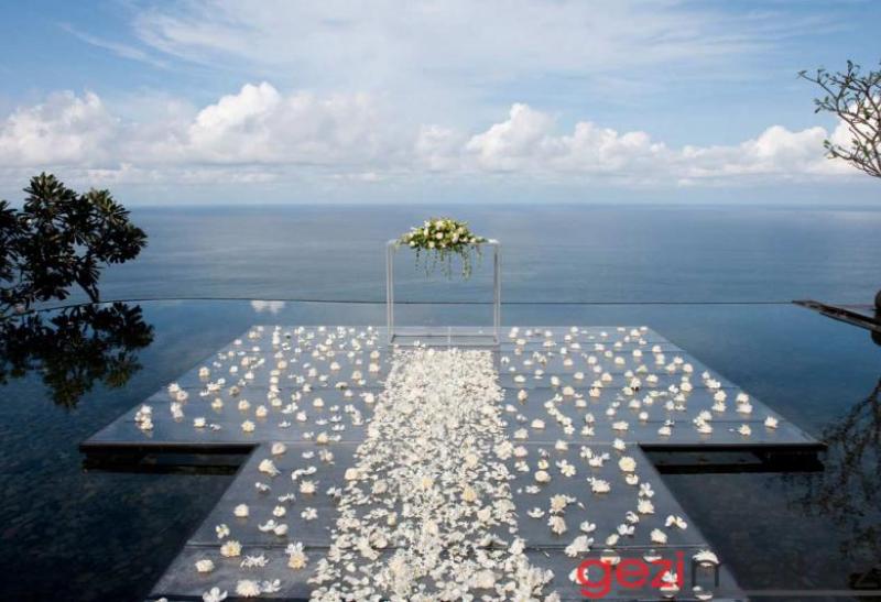 BULGARİ HOTELS & RESORTS BALİ