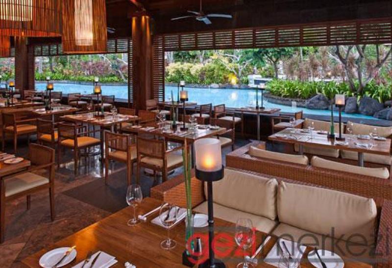 THE LAGUNA RESORT & SPA