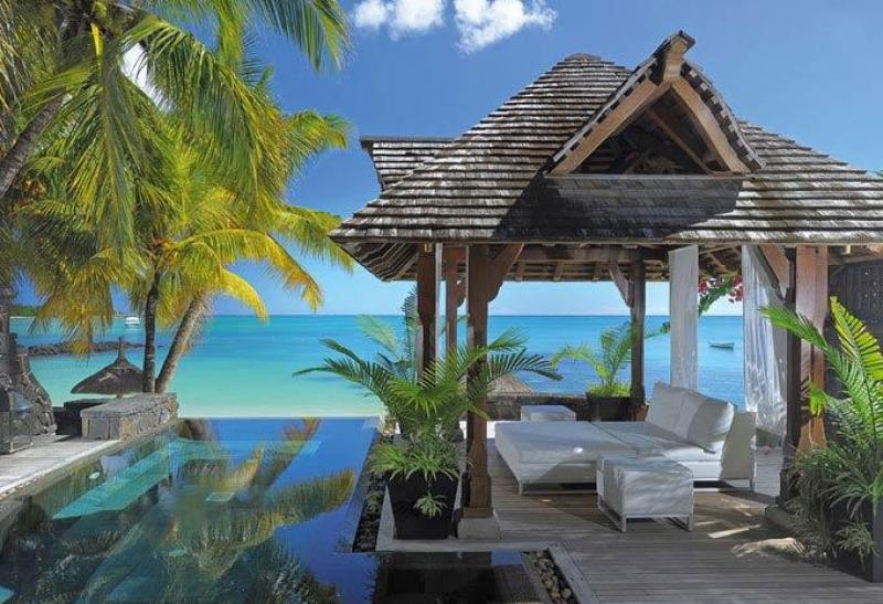 ROYAL PALM HOTEL