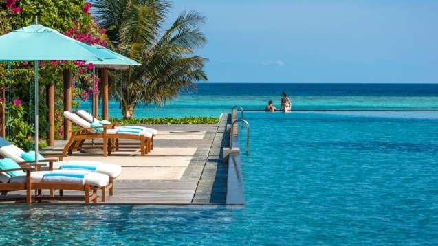 Four Seasons Resort Maldives at Landaa Giraavaru