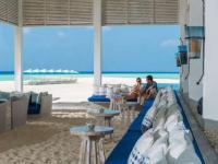 Four Seasons Resort Maldives at Landaa Giraavaru