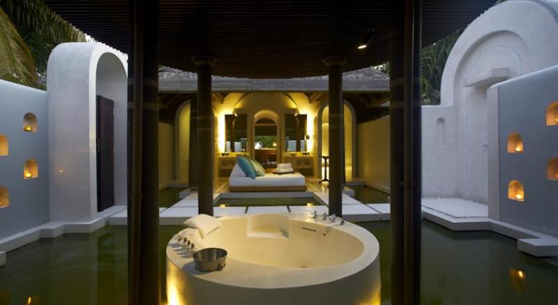 Anantara Kihavah Maldives Villas