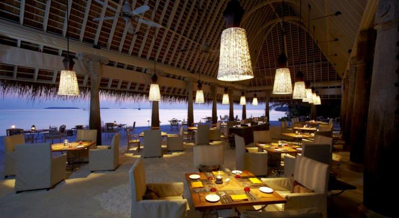 Anantara Kihavah Maldives Villas