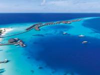 Constance Halaveli Resort