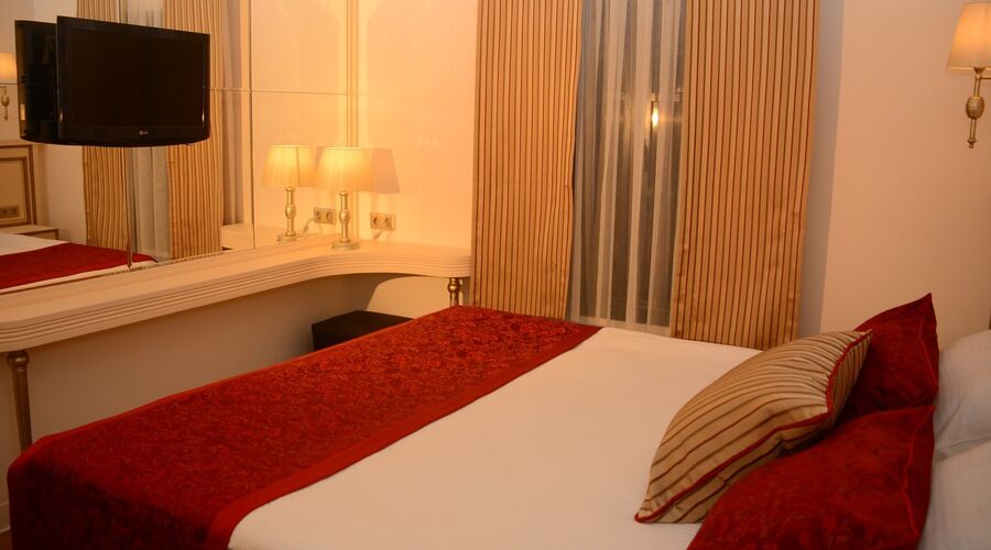 Sunrise Resort Hotel