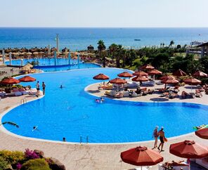 Starlight Resort Hotel