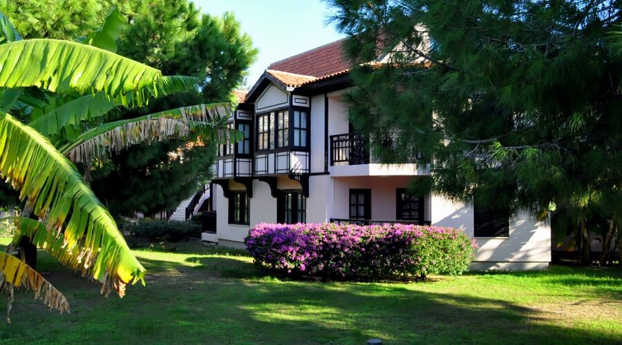 Starlight Resort Hotel