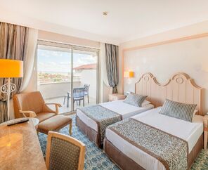 Starlight Resort Hotel