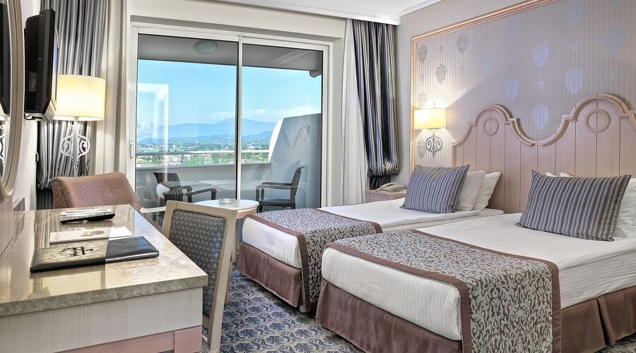 Starlight Resort Hotel