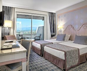 Starlight Resort Hotel