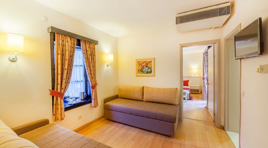 Starlight Resort Hotel