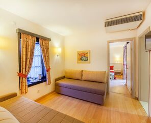 Starlight Resort Hotel