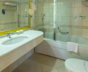 Starlight Resort Hotel