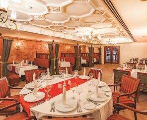 Starlight Resort Hotel