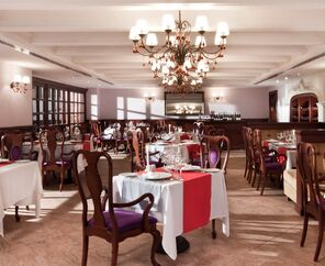 Starlight Resort Hotel