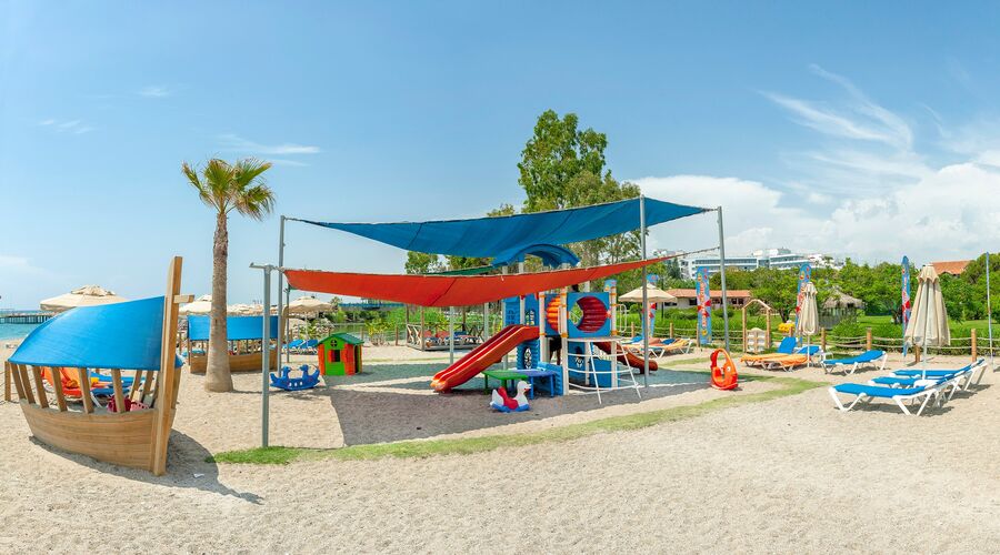 Starlight Resort Hotel