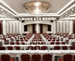 Starlight Resort Hotel