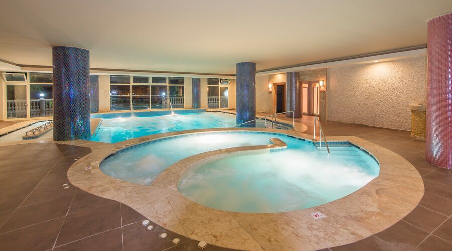 Starlight Resort Hotel