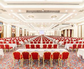 Starlight Resort Hotel