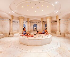 Starlight Resort Hotel