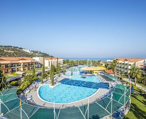 Aqua Fantasy Aquapark Hotel