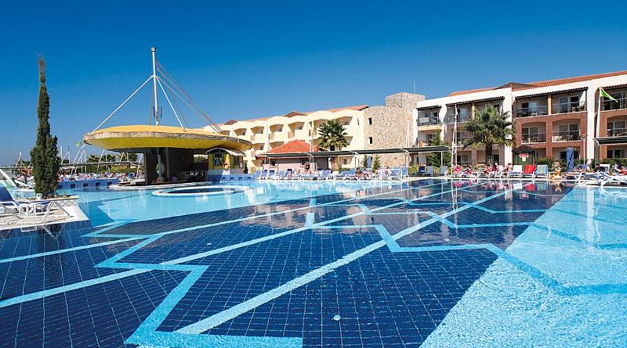 Aqua Fantasy Aquapark Hotel