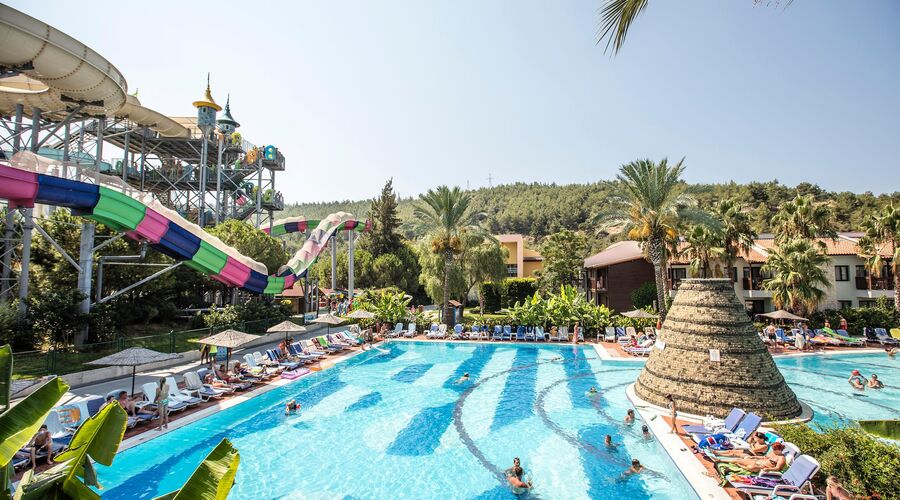 Aqua Fantasy Aquapark Hotel