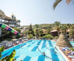 Aqua Fantasy Aquapark Hotel