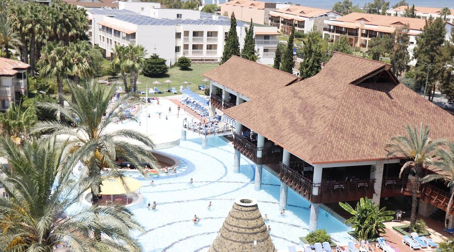 Aqua Fantasy Aquapark Hotel