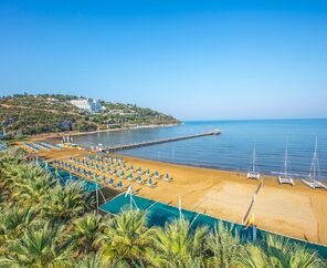 Aqua Fantasy Aquapark Hotel