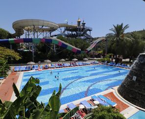 Aqua Fantasy Aquapark Hotel
