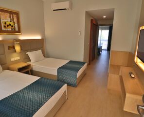 Aqua Fantasy Aquapark Hotel