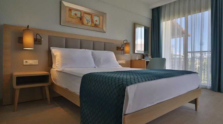 Aqua Fantasy Aquapark Hotel