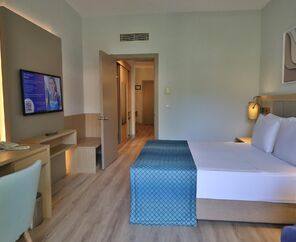 Aqua Fantasy Aquapark Hotel