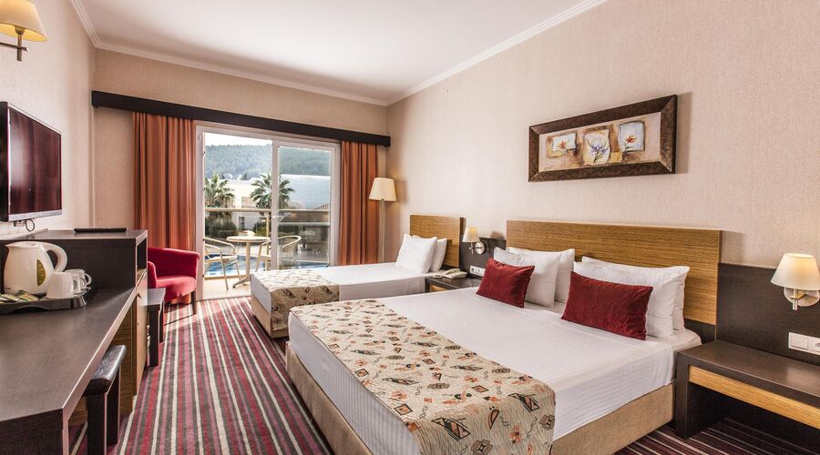 Aqua Fantasy Aquapark Hotel