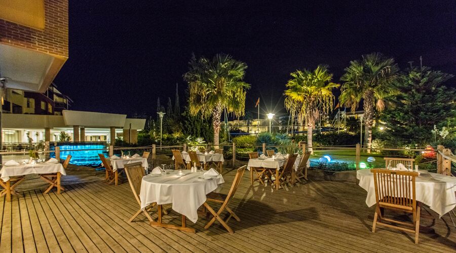 Aqua Fantasy Aquapark Hotel