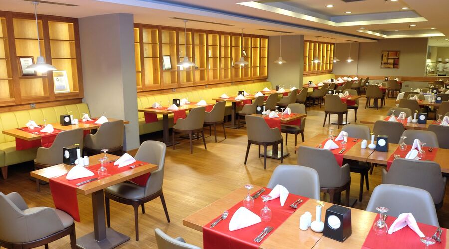 Aqua Fantasy Aquapark Hotel