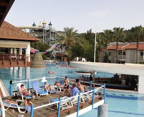 Aqua Fantasy Aquapark Hotel