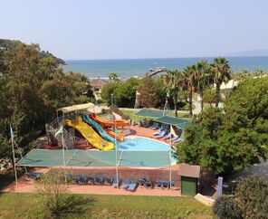 Aqua Fantasy Aquapark Hotel