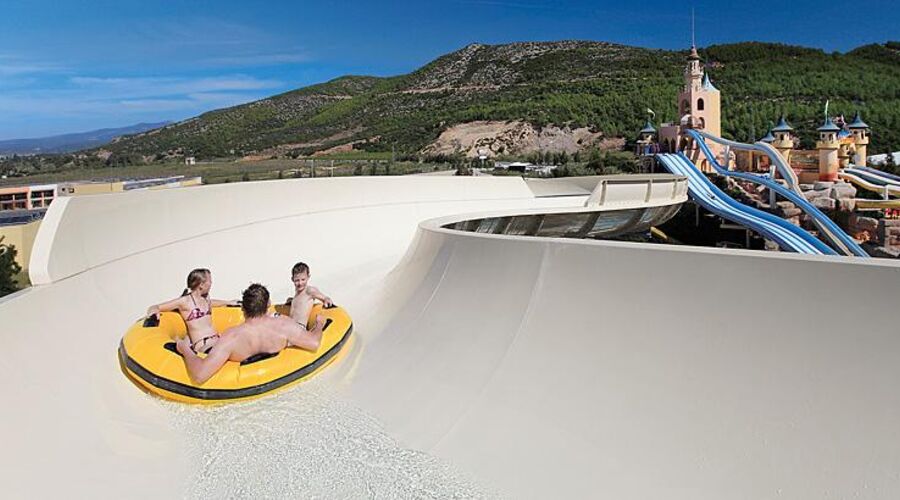 Aqua Fantasy Aquapark Hotel