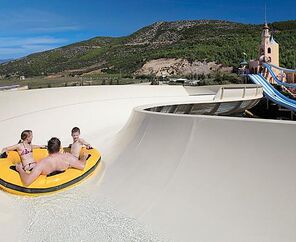 Aqua Fantasy Aquapark Hotel